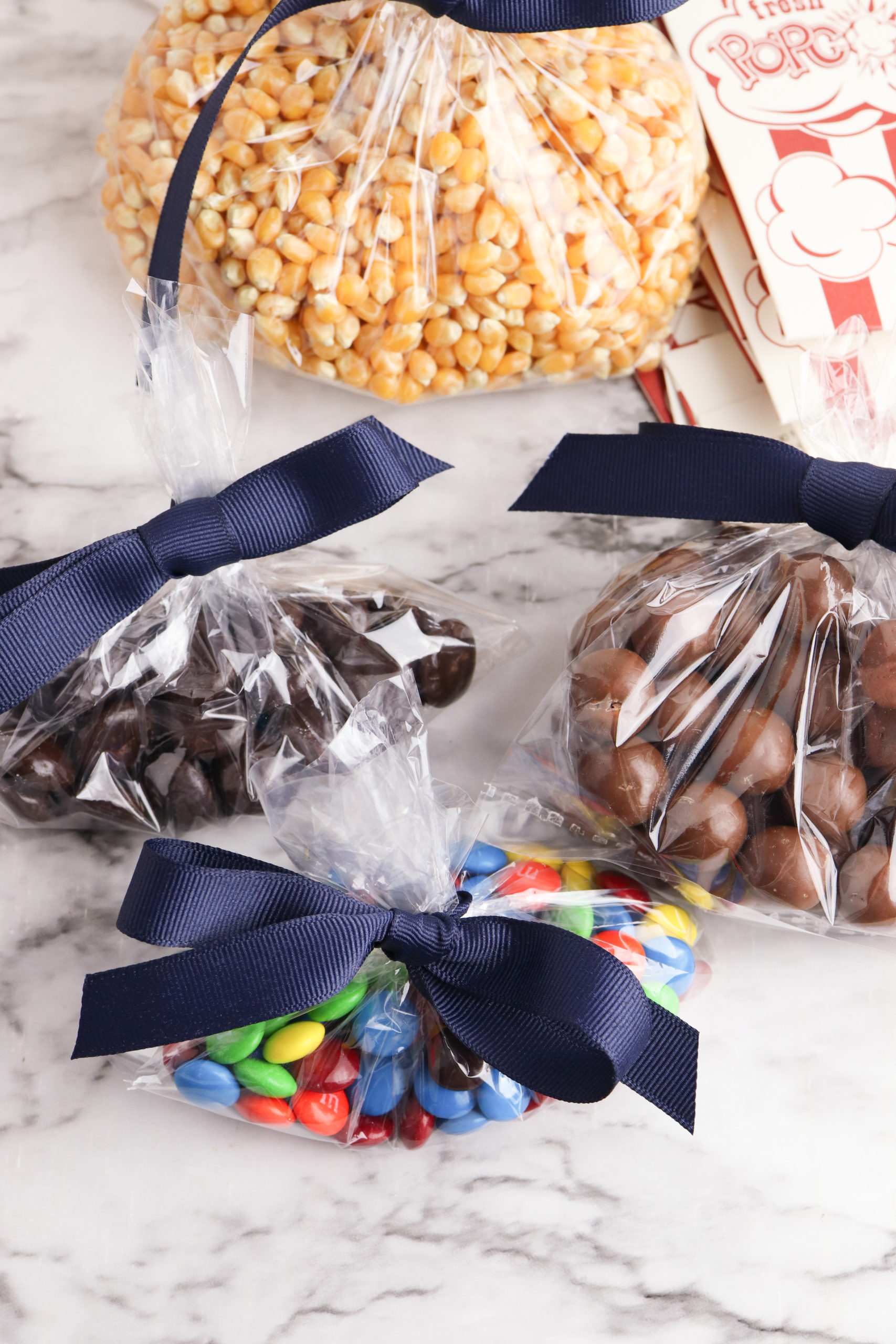 Candy Box Great Party Favor or Gift For Everyone! Candy Gift Box | Sweets  Gift Box | Birthday Gift | Candy Snack Box | Housewarming Gift 