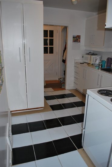 Black and White Vinyl Flooring Ideas, black and white lino