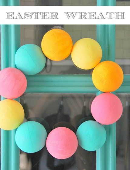 easy easter wreath - via the sweetest digs