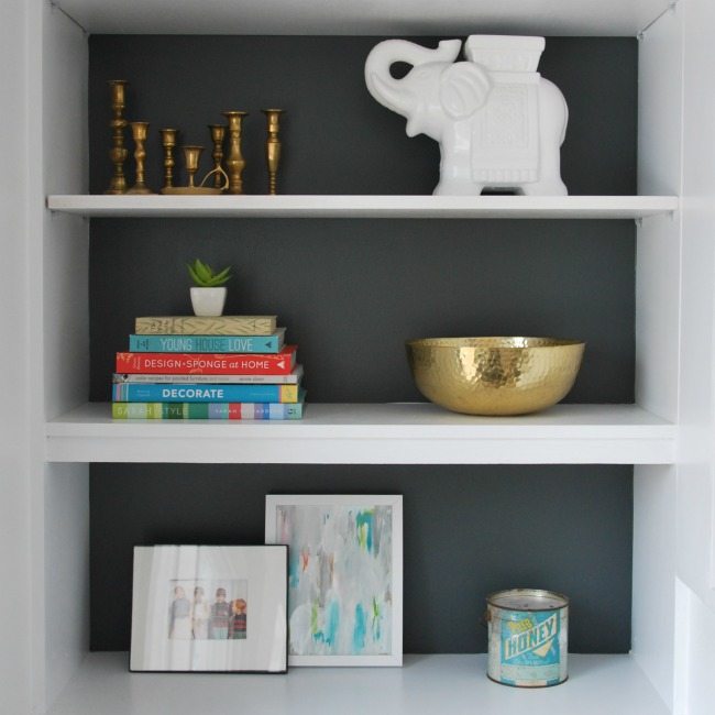 styling built in shelving - via the sweetest digs