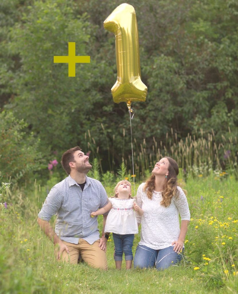 DIY pregnancy announcement - plus one with gold balloon 