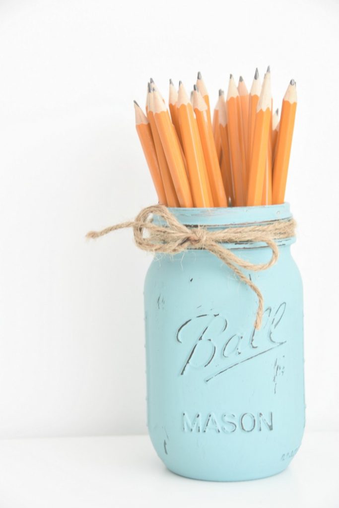 Painted Mason Jar Annie Sloan Chalk Paint in Pure White 