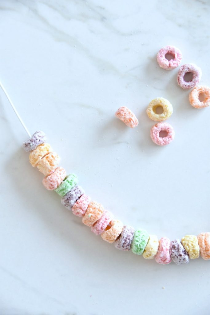 how to make candy necklaces