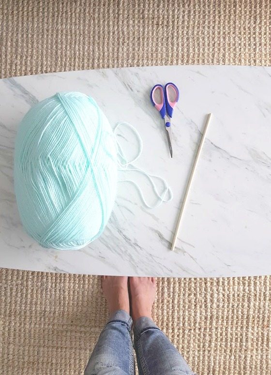 DIY Modern Yarn Hanging - Homey Oh My