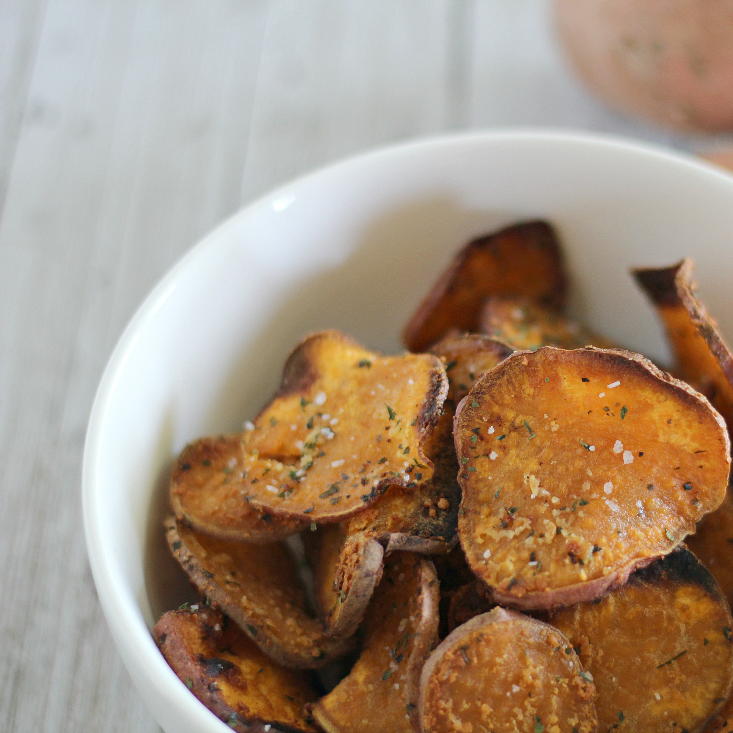 Healthy Sweet Potato Chips Recipe (SO good!) THE SWEETEST DIGS