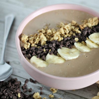 This must-try Chocolate Peanut Butter Smoothie Bowl Recipe is a healthy alternative to ice cream. Delicious, sugar free, and a great treat for the kids!