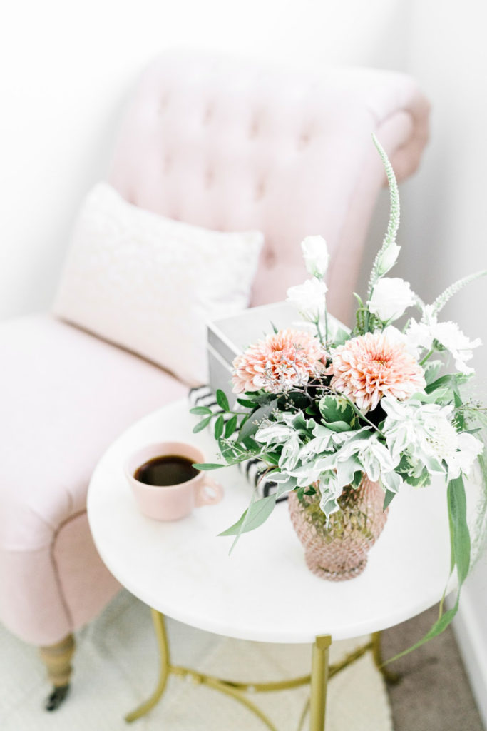 Chic Pink and Gold Office Decor: Get The Look! - THE SWEETEST DIGS