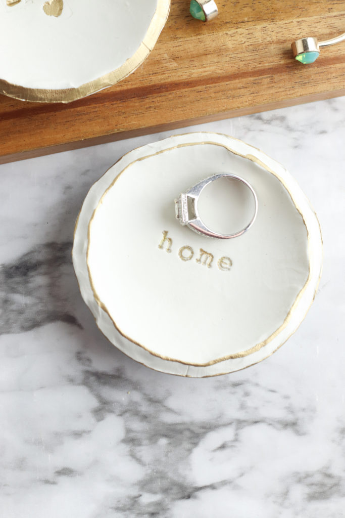 HOW TO MAKE A DIY AIR DRY CLAY GOLD AND WHITE PAINTED BOWL