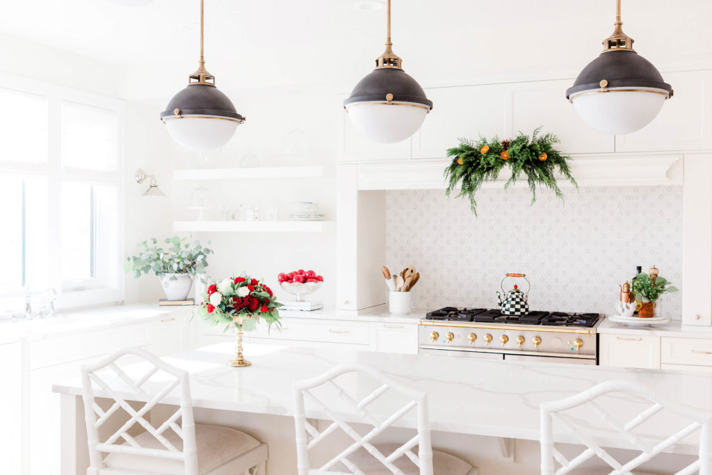 Magazine-Worthy: White Christmas Decorating Ideas - THE SWEETEST DIGS